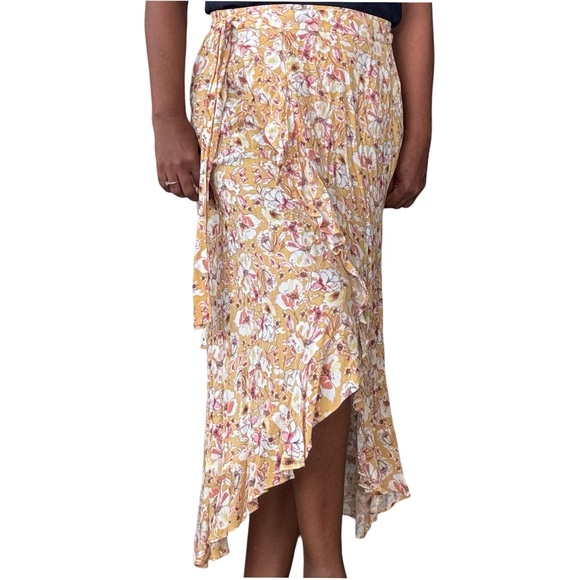 Rachel Zoe Floral Ruffle Wrap-Around midi Skirt Yellow size small - Picture 2 of 11